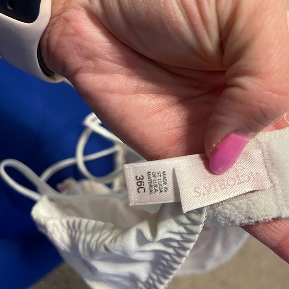 Victoria secret bras - Picture 4 of 10